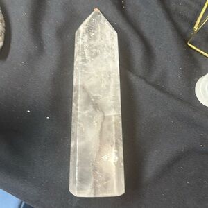 Quartz tower 8 1/2 inches tall rainbow inclusions 1 lbs. 10 oz.